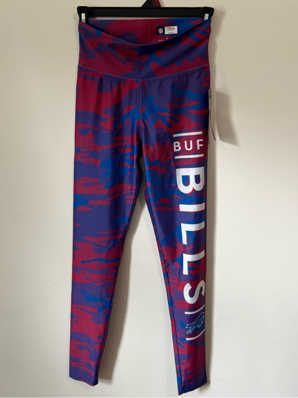 BRAND NEW Buffalo Bills Women’s Zubaz Leggings